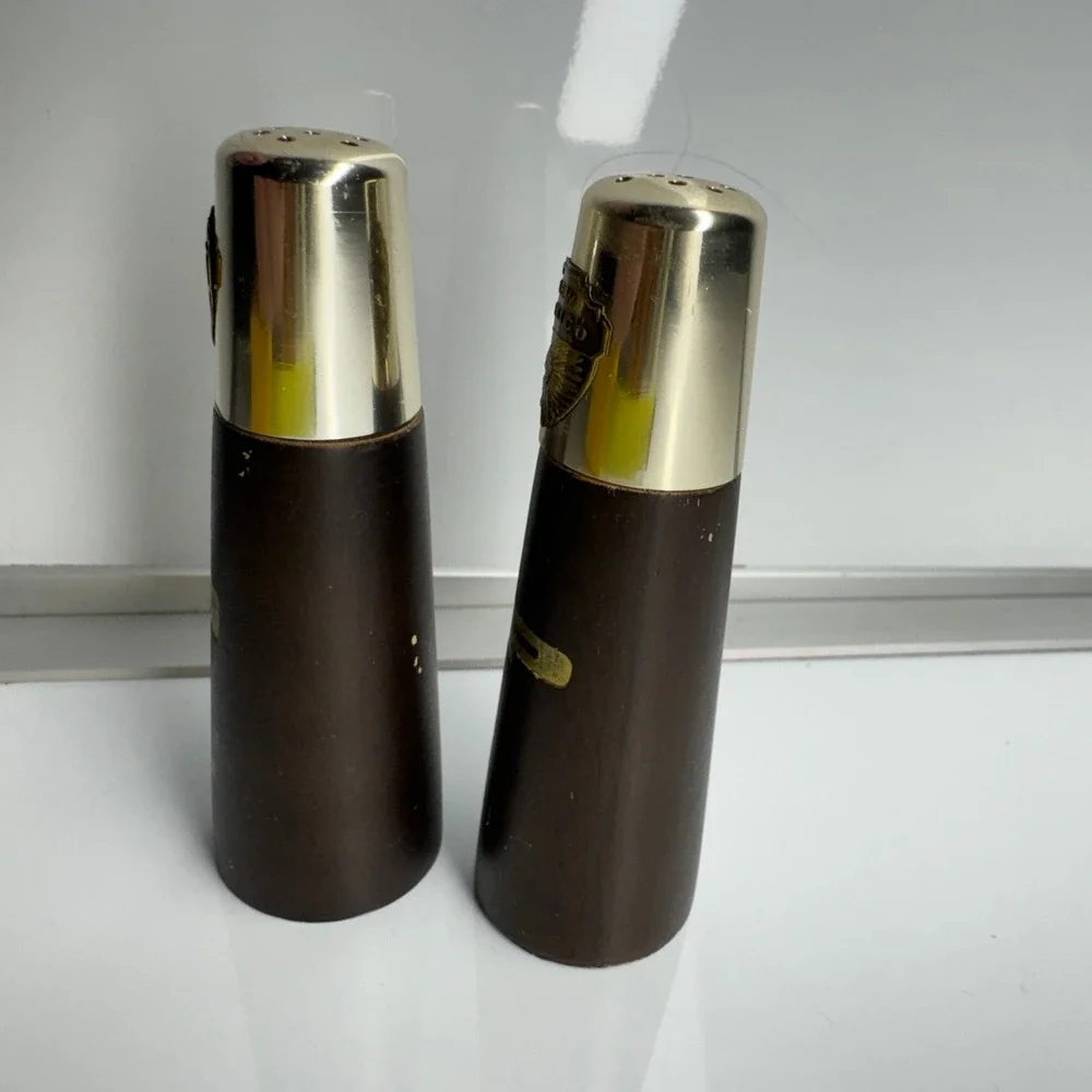 Vintage New Mexico Salt Pepper‎ Shakers Native American Chief Brown Gold Tone